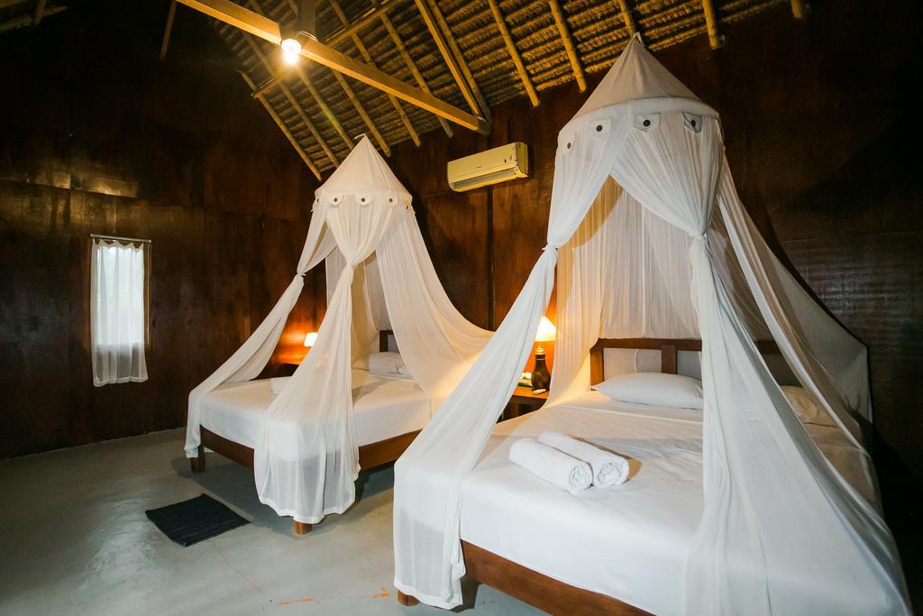 Full Moon Hostel Nusa Penida Extérieur photo