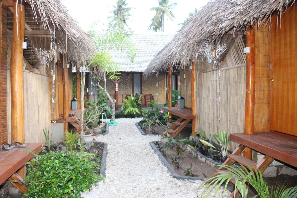 Full Moon Hostel Nusa Penida Extérieur photo