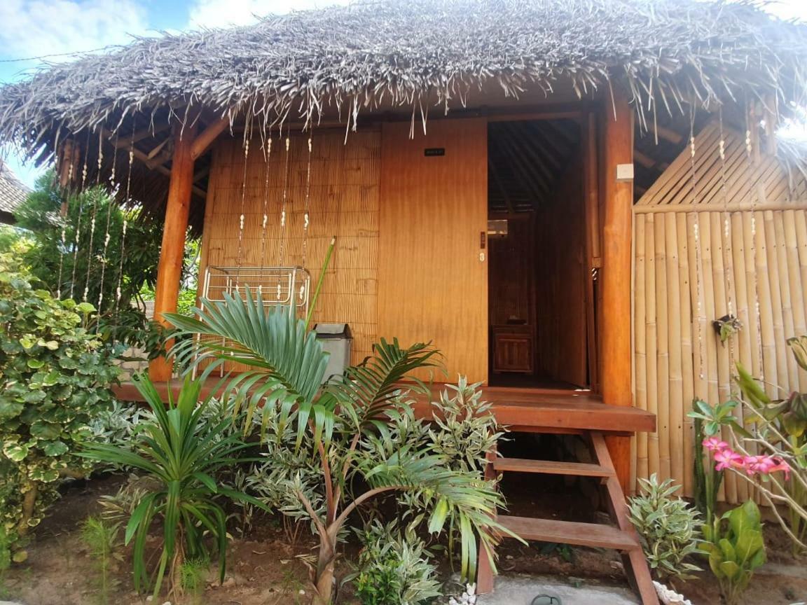 Full Moon Hostel Nusa Penida Extérieur photo